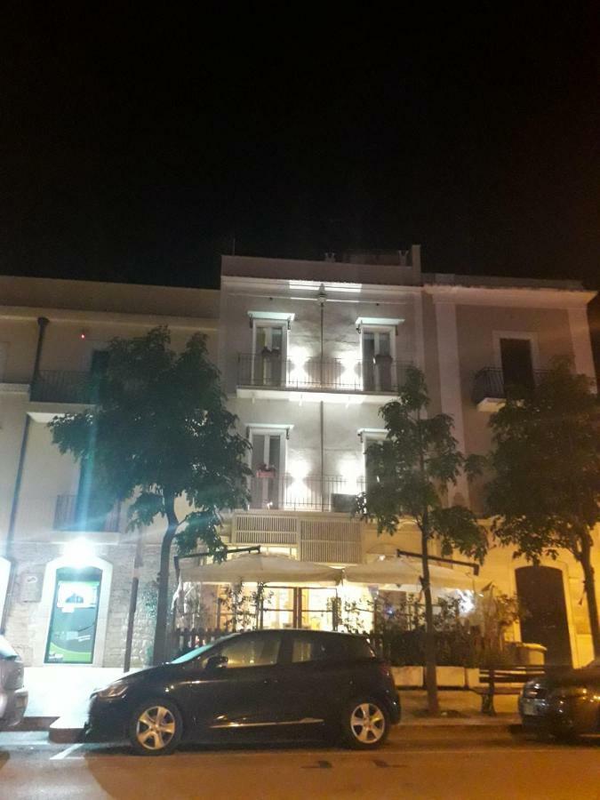 Dimora Elizabeth Hotel Modugno Buitenkant foto