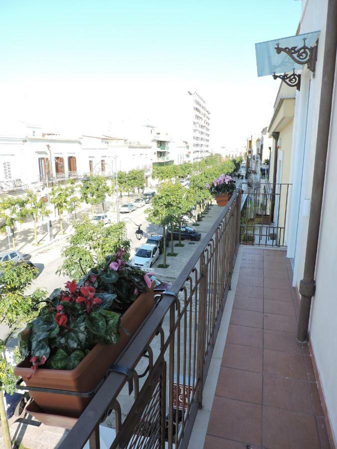 Dimora Elizabeth Hotel Modugno Buitenkant foto
